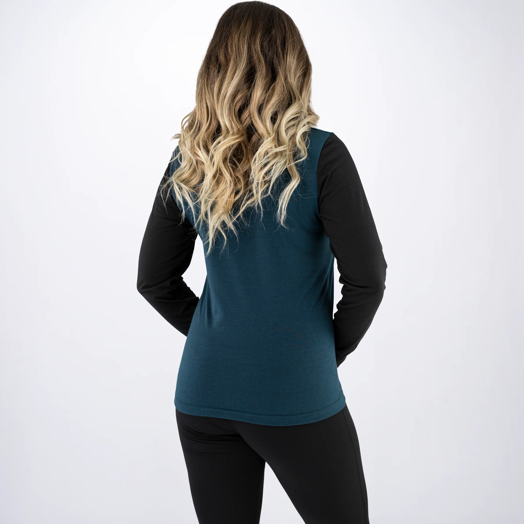 Women's Evo Tech Longsleeve - Image 4