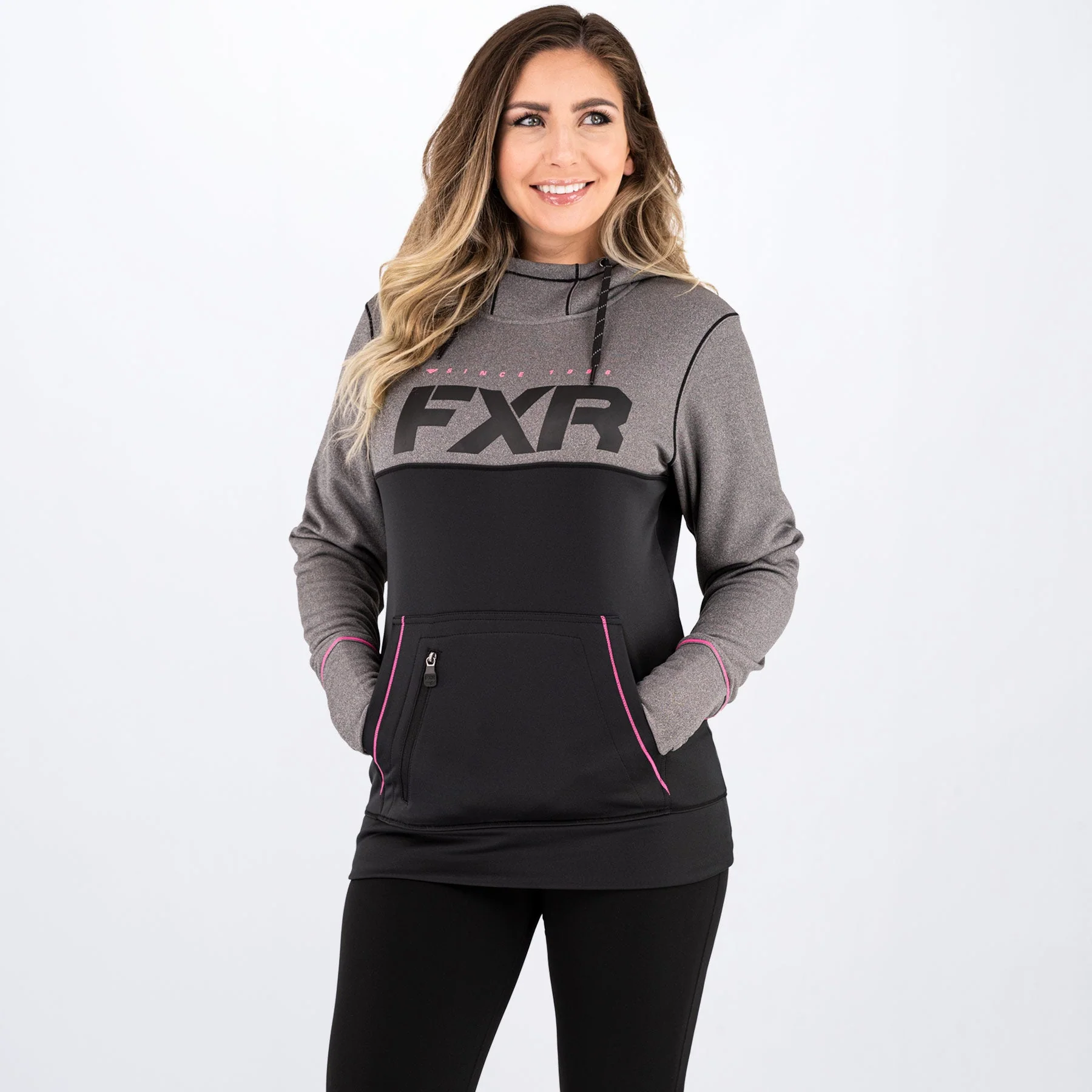 Women's Pursuit Tech Pullover Hoodie